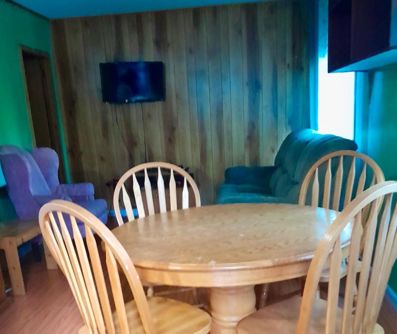 Lakefront Hideaway Resort Kawartha Lakes Zimmer foto